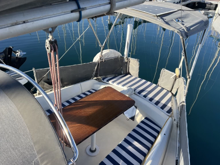 Jachthuur in Sète - Jeanneau Sangria via SamBoat