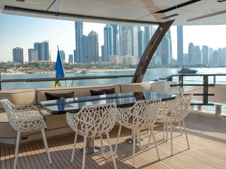 Huur Jacht met of zonder schipper Peri Yachts in Dubai Marina