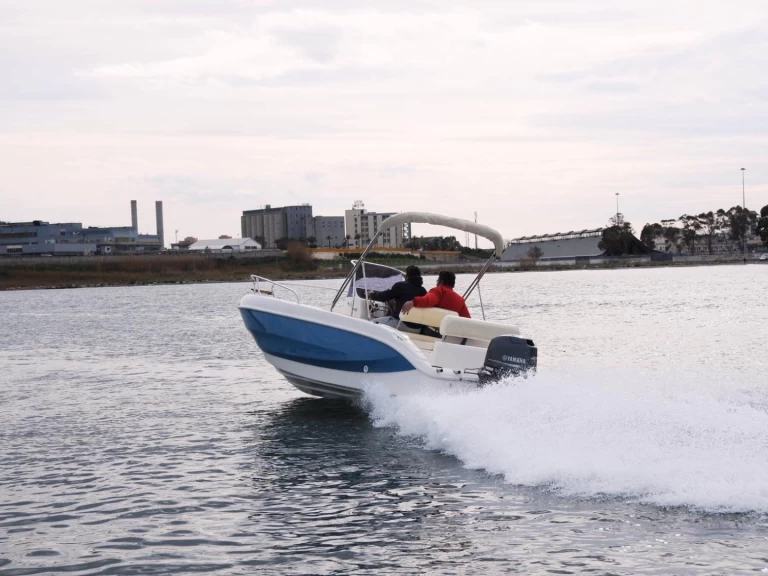 Bootverhuur Sirmione goedkoop Marine 18