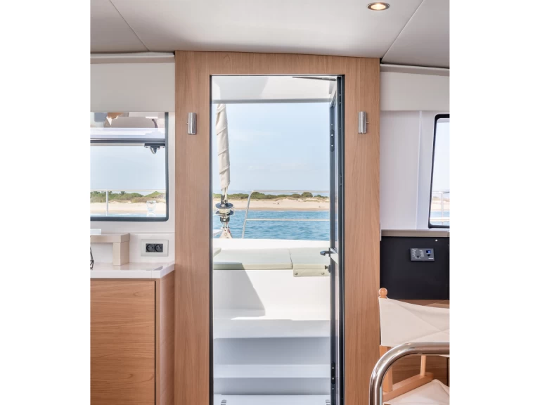 Bootverhuur Bali Bali 4.6 owner version  in Saint-Mandrier-sur-Mer via SamBoat