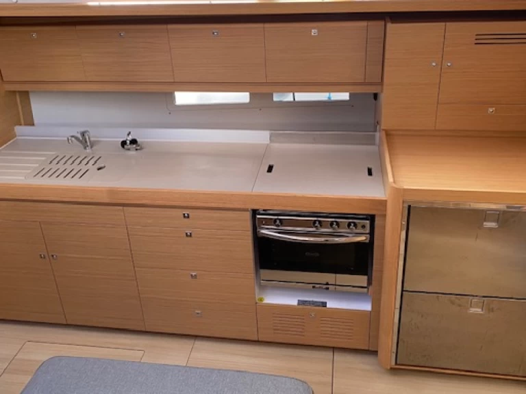 Bootverhuur Dufour Dufour 460 Grand Large in Gouviá via SamBoat