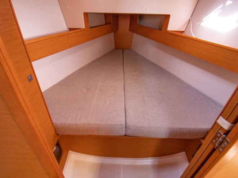 Jachthuur in Agía Effimía - Jeanneau Sun Odyssey 33i via SamBoat