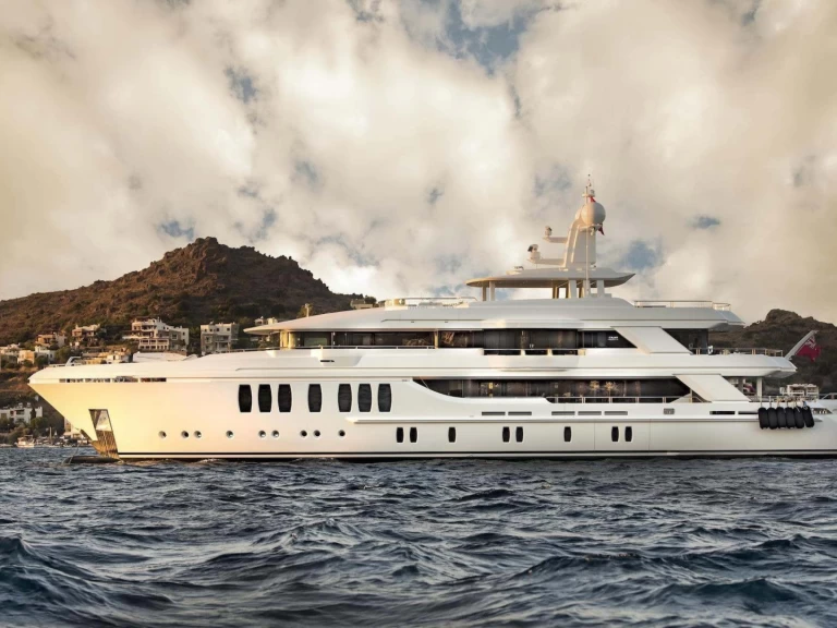 CMB YACHTS 154 te huur van particulier of professional in Dubai Marina