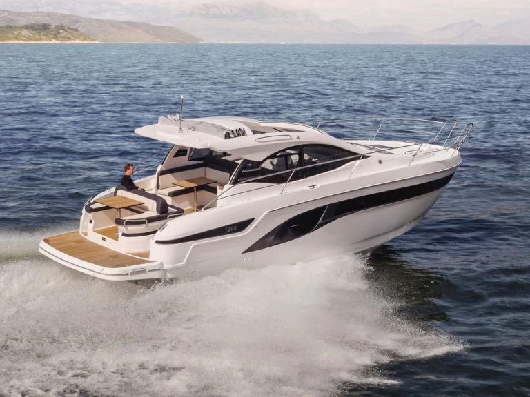 Huur een Bavaria Bavaria SR41 in Trogir