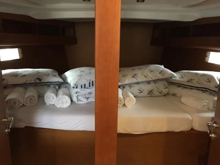 Bootverhuur Jeanneau Sun Odyssey 479 in Seget Donji via SamBoat