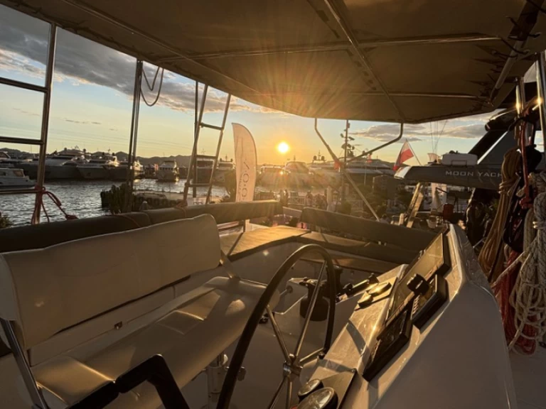 Verhuur Catamaran Dufour met vaarbewijs