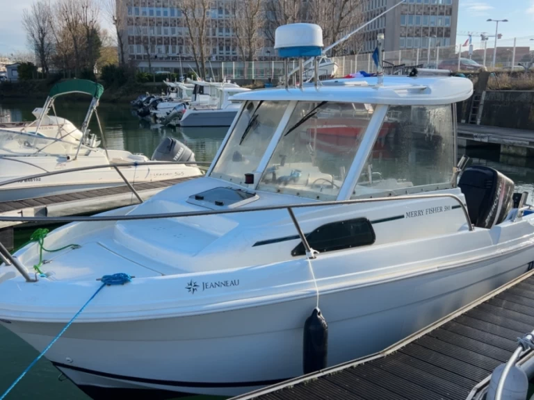 Jeanneau Merry Fisher 580 HB te huur van particulier of professional in Frankrijk
