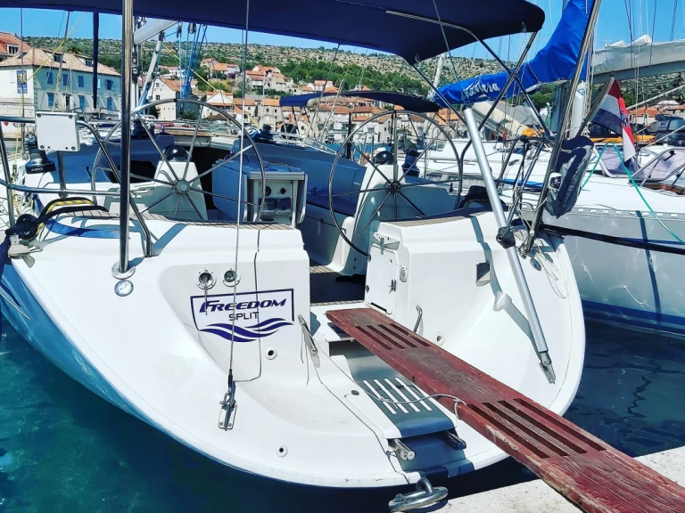 Huur een Bavaria Bavaria 44 in Split