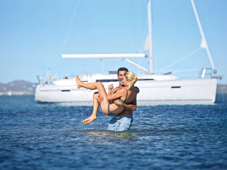 Verhuur Zeilboot in Sukošan - Bavaria Cruiser 37