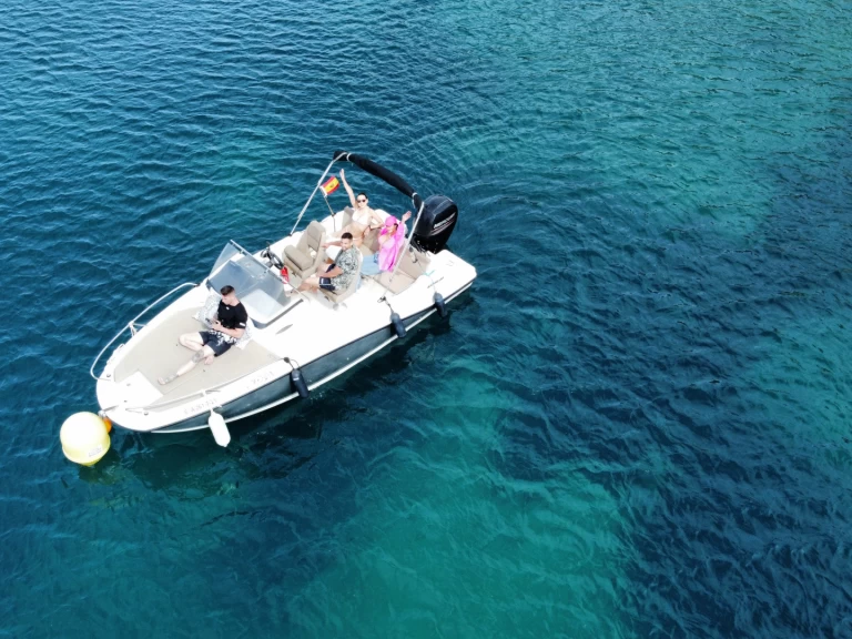 Jachthuur in Calp / Calpe - Quicksilver Activ 605 Sundeck via SamBoat