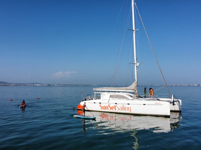 Huur een Nautitech Nautitech 47 in Faro