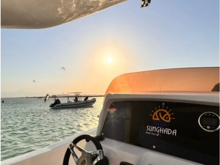 Huur een Master Master 996 in Hurghada