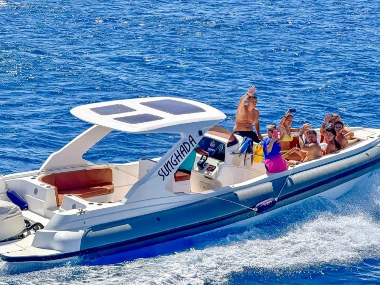 Verhuur RIB Master met vaarbewijs