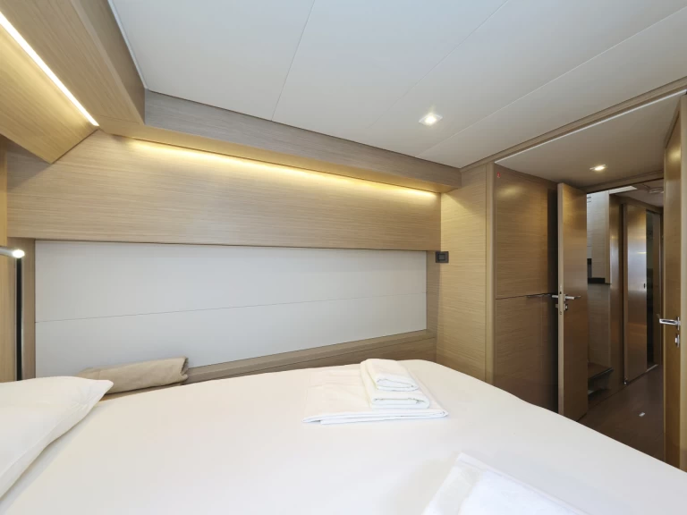 Catamaran te huur in Sukošan voor de beste prijs