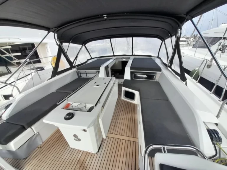 Verhuur Zeilboot Bénéteau met vaarbewijs