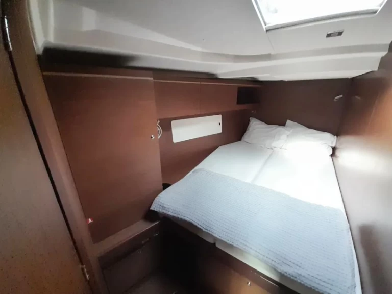 Verhuur Zeilboot Bénéteau met vaarbewijs