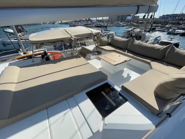 Verhuur Catamaran in Rhodes (City) - Fountaine Pajot Elba 45