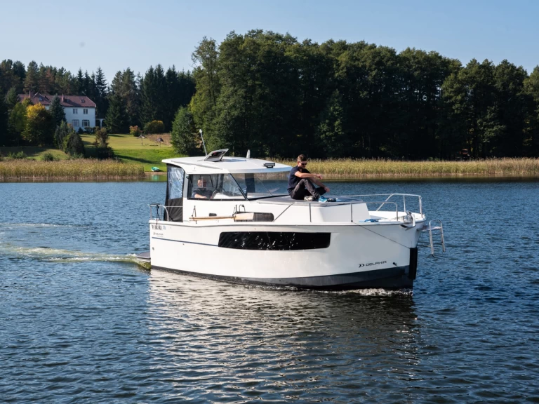 Motorboot te huur in Ogonki voor de beste prijs