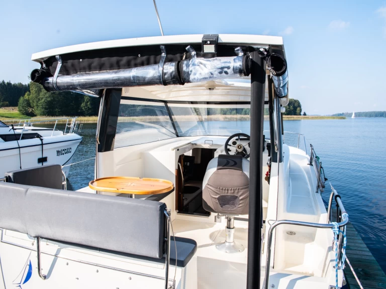 nautika 830 te huur van particulier of professional in Ogonki