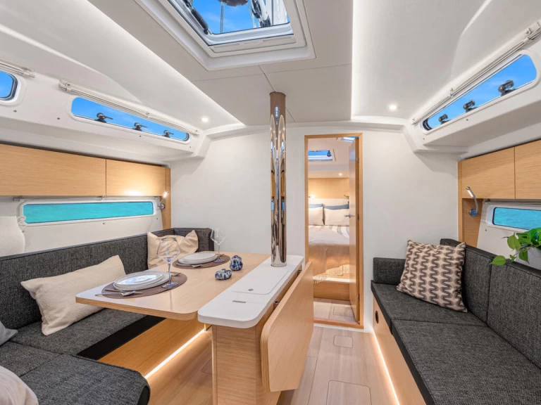 Bootverhuur Hanse Hanse 360 in Capo d'Orlando via SamBoat