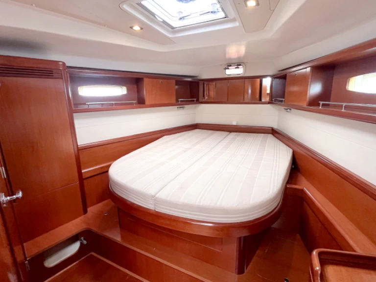 Bootverhuur Bénéteau Oceanis 50 in Ajaccio via SamBoat