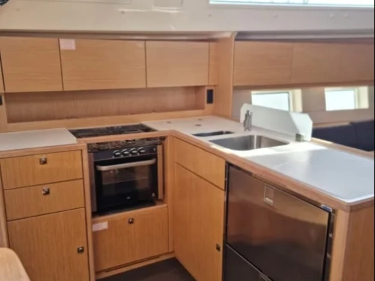 Huur Zeilboot met of zonder schipper Bavaria in Volos