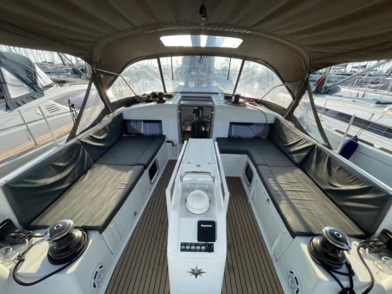 Jeanneau Sun Odyssey 490 te huur van particulier of professional in Álimos
