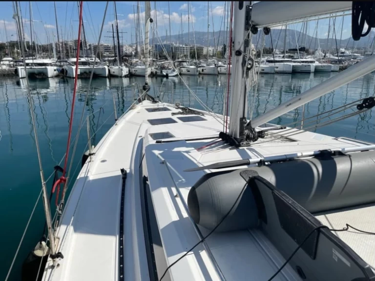 Jachthuur in Álimos - Bavaria Bavaria C45 via SamBoat