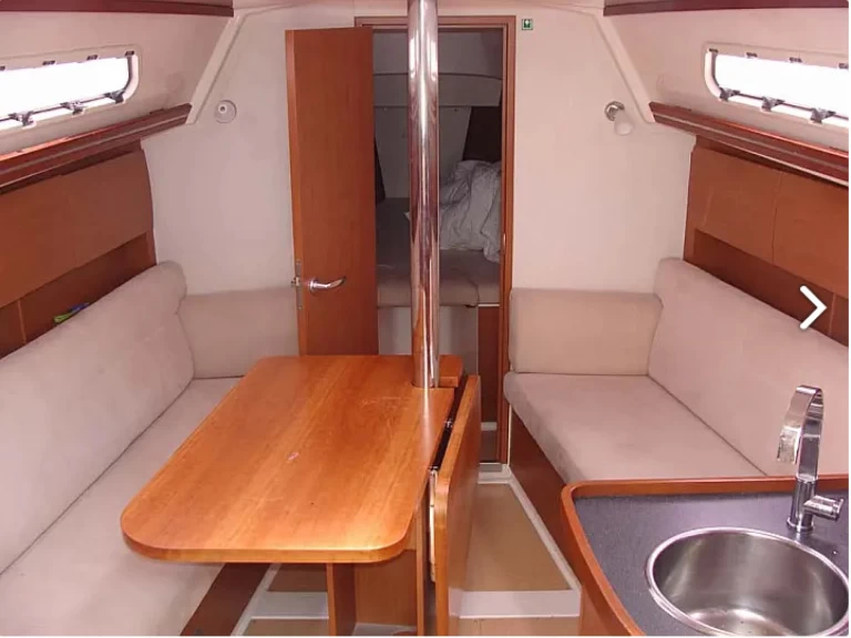 Bootverhuur Hanse Hanse 325 in Álimos via SamBoat