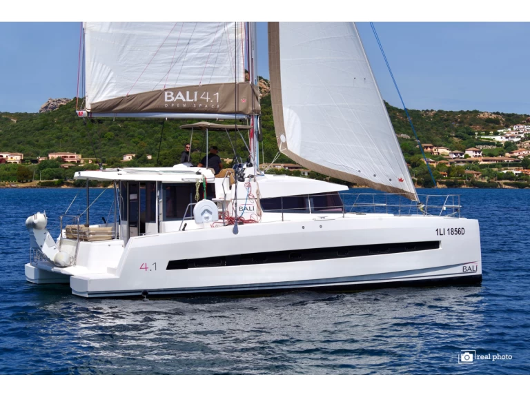 Huur Catamaran met of zonder schipper Bali in Olbia