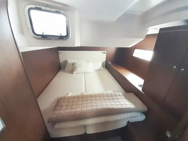 Bootverhuur Álimos goedkoop Oceanis 51.1