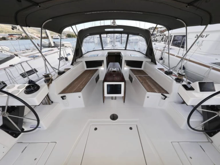 Zeilboot te huur in Seget Donji voor de beste prijs