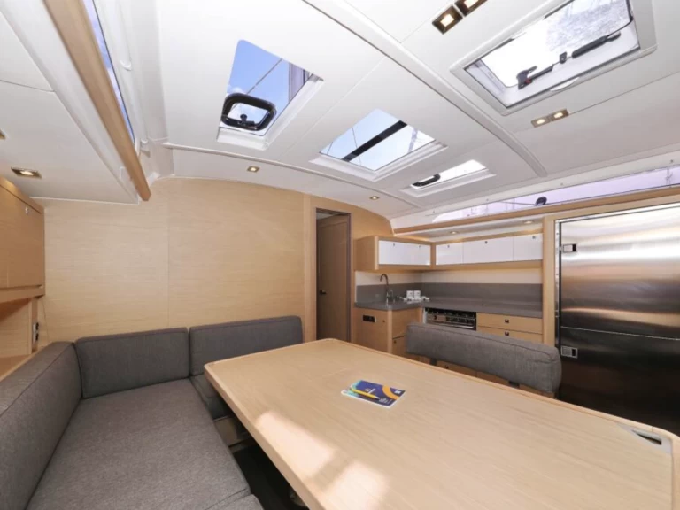 Dufour Dufour 470 te huur van particulier of professional in Seget Donji