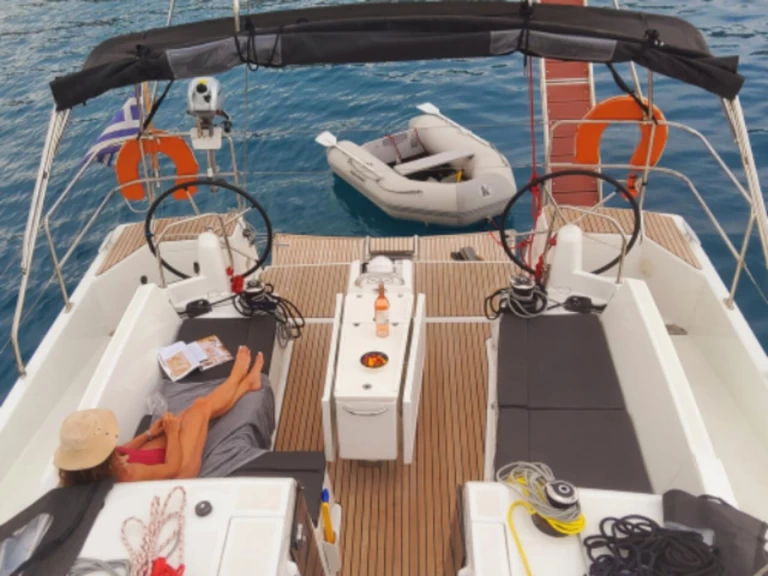 Zeilboot te huur in Rhodes (City) voor de beste prijs