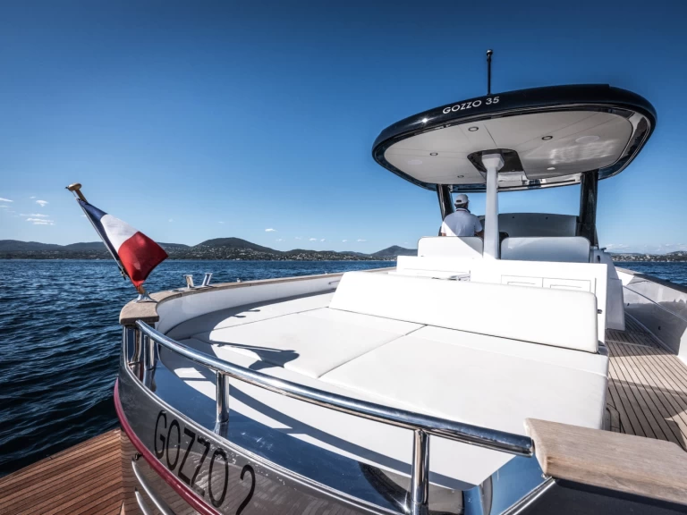Huur een Apreamare Gozzo 35 in Saint-Tropez
