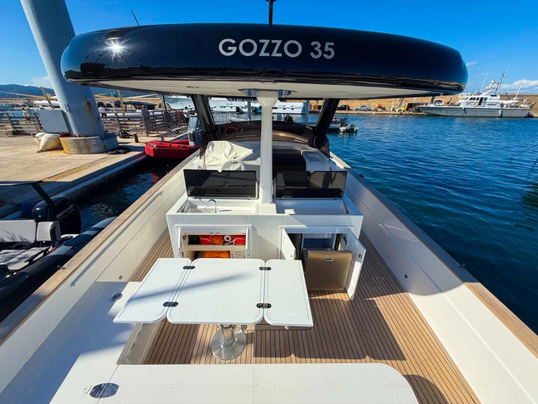 Bootverhuur Apreamare Gozzo 35 in Saint-Tropez via SamBoat