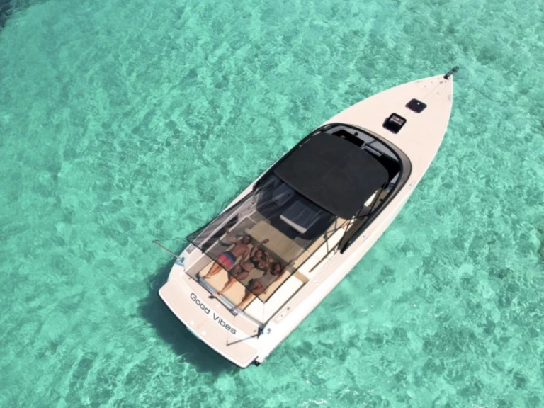 Huur Motorboot met of zonder schipper VanDutch in Port de Saint Tropez