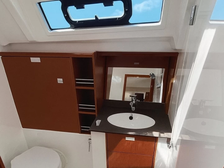 Huur een Bavaria Cruiser 41 in Palma de Mallorca