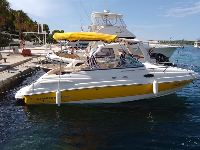 Verhuur Motorboot in Split - Chaparral 215 ssi