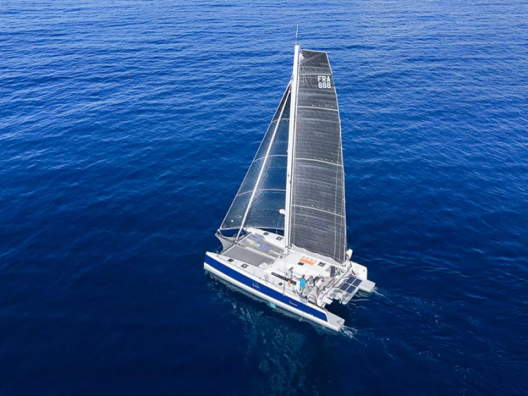Bootverhuur Marsaudon Composites TS 42 in Castelldefels via SamBoat