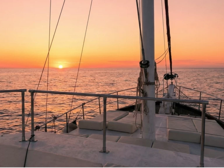 Jacht te huur in Castellammare del Golfo voor de beste prijs