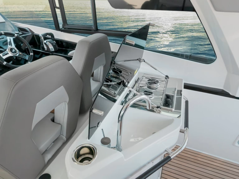 Bootverhuur Barcelona goedkoop Gran Turismo 32 OB