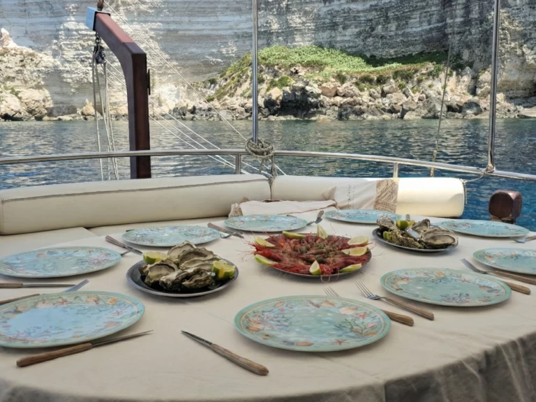 Verhuur Jacht Custom Gulet-Motor Sailor met vaarbewijs