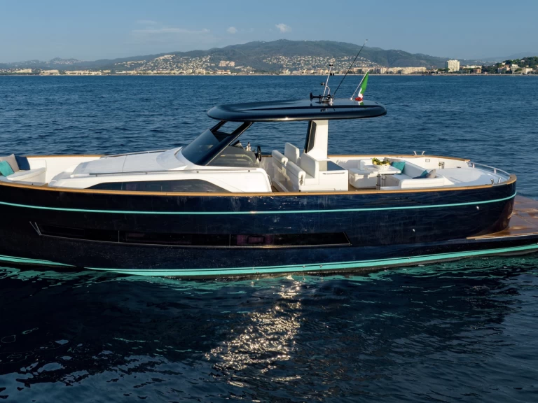 Huur Motorboot met of zonder schipper Apreamare in Port de Saint Tropez