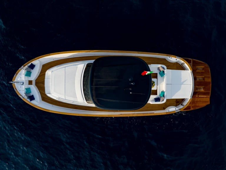 Huur een Apreamare Gozzo 45  in Port de Saint Tropez