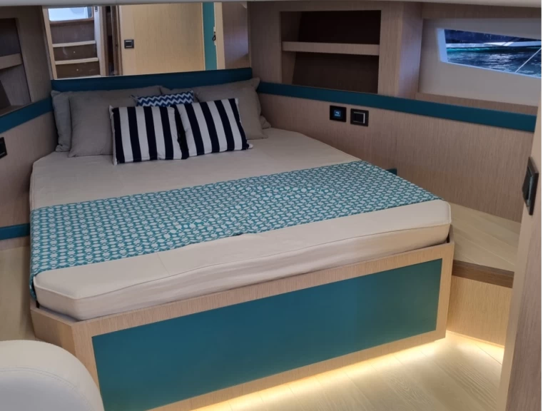 Huur Motorboot met of zonder schipper Apreamare in Port de Saint Tropez