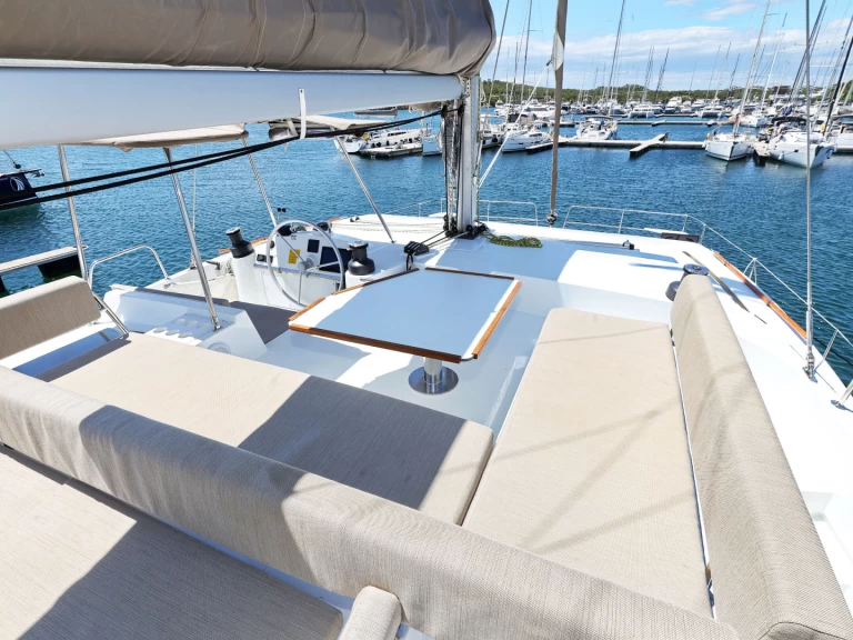 Bootverhuur Bali Bali 4.4 in Šibenik via SamBoat