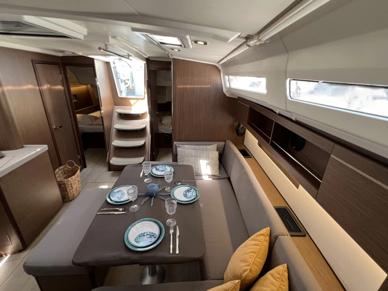 Verhuur Zeilboot Bénéteau met vaarbewijs