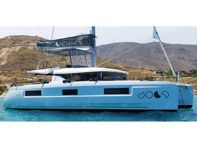 Verhuur Catamaran Lagoon met vaarbewijs