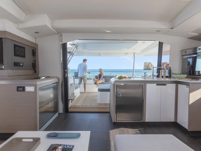 Fountaine Pajot Elba 45 S te huur van particulier of professional in Cogolin